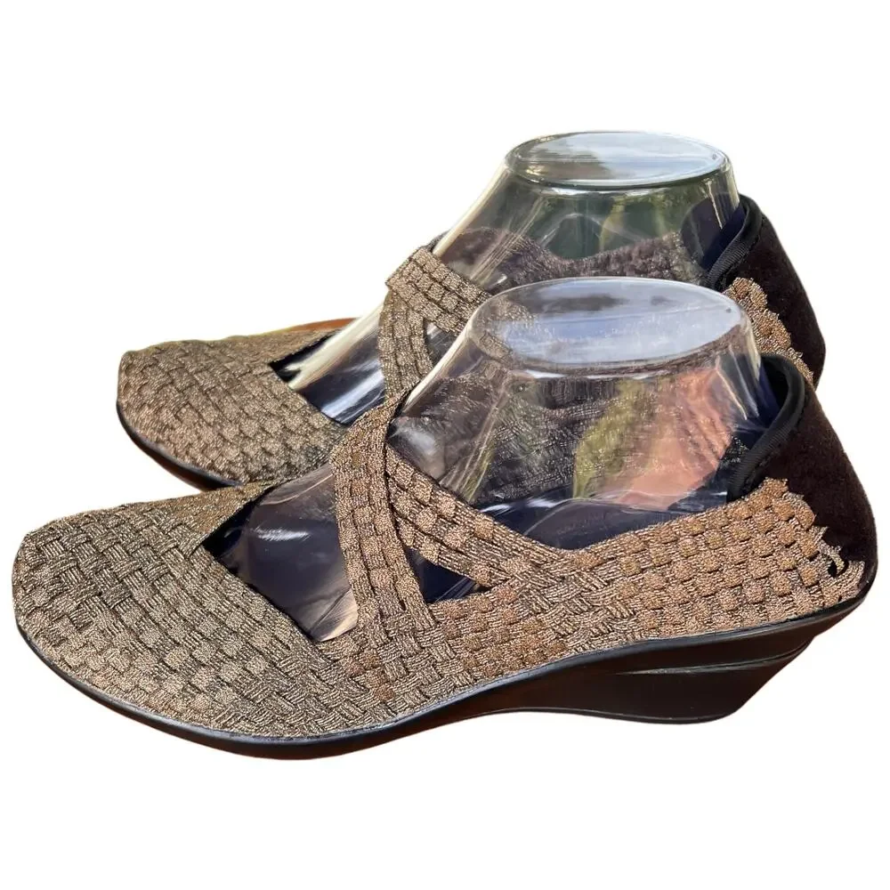CORKYS Wishbone Women's 10 Woven Wedge Shoes Comfort Slip On Gold Black